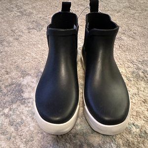 Women's Shirley Rain Boots - Universal Thread